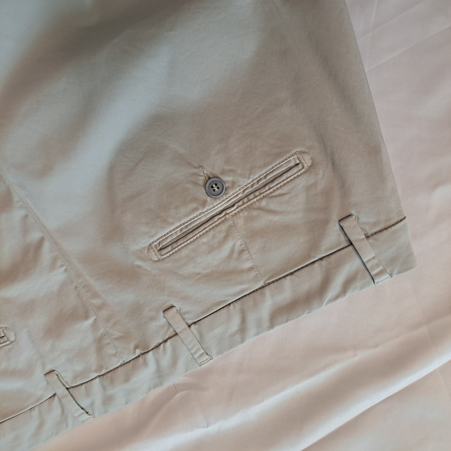 Chino comfort TG54 colore ghiaccio, grigio perla