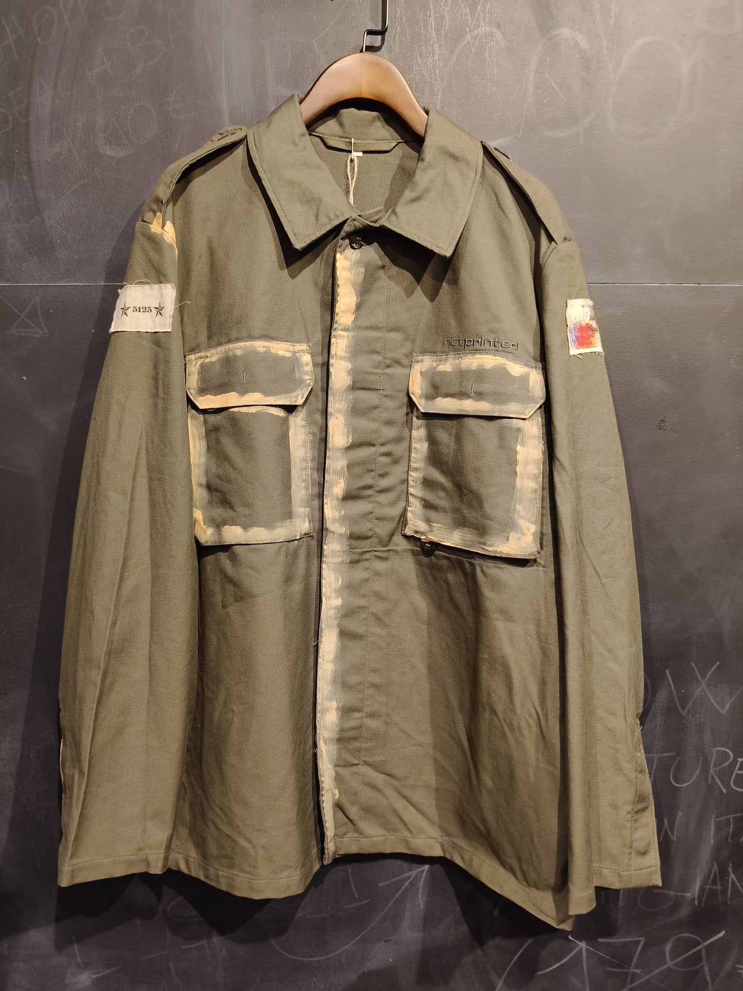 Giacca Vintage Militare dipinta a mano.Tg L NOTPRINTED. Muppet. Pezzo unico nr 5125