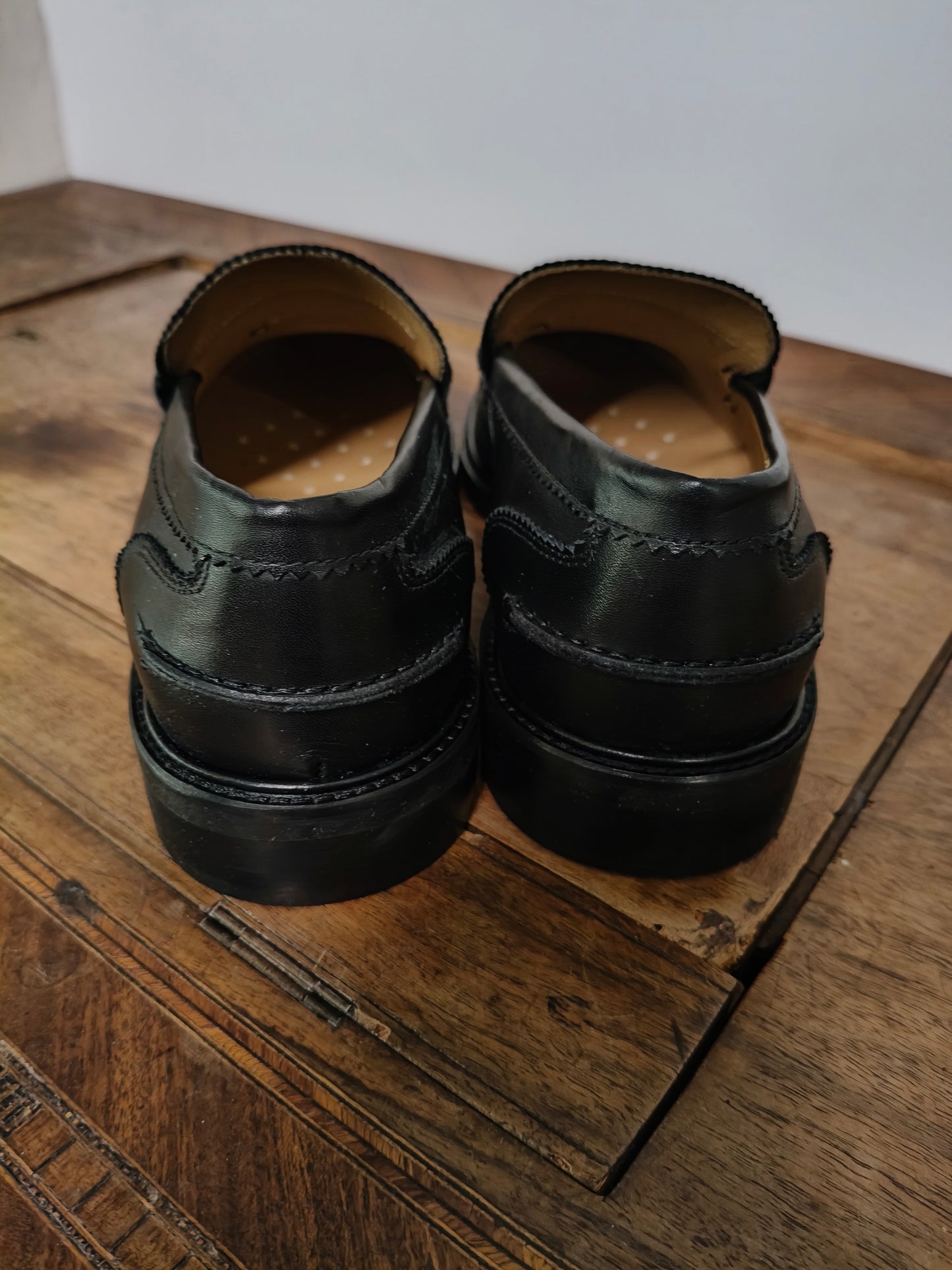 Mocassino Nero OPACO. calzatura Artigianale WOW vera pelle