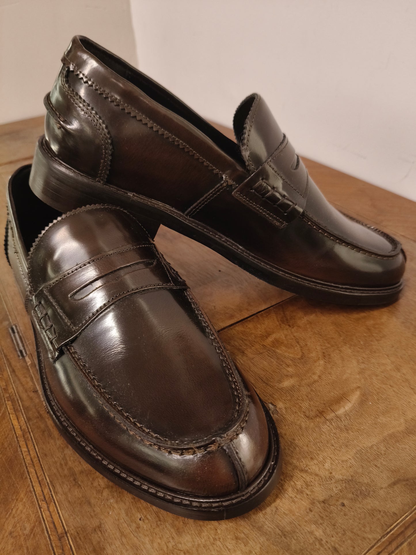 Mocassino colore Testa di moro LUCIDO. Calzatura Artigianale WOW vera pelle